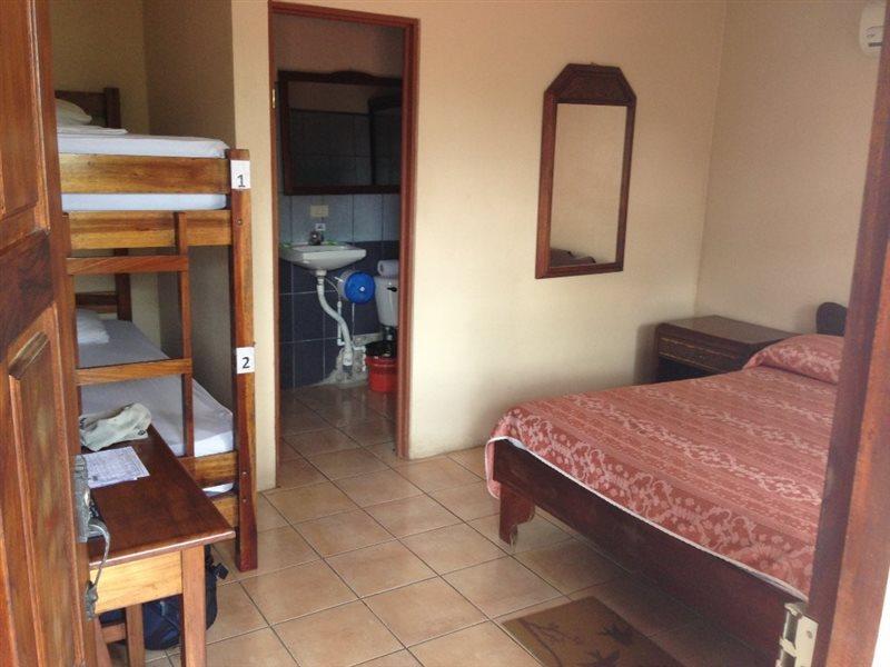 Hotel La Choza Inn La Fortuna Buitenkant foto