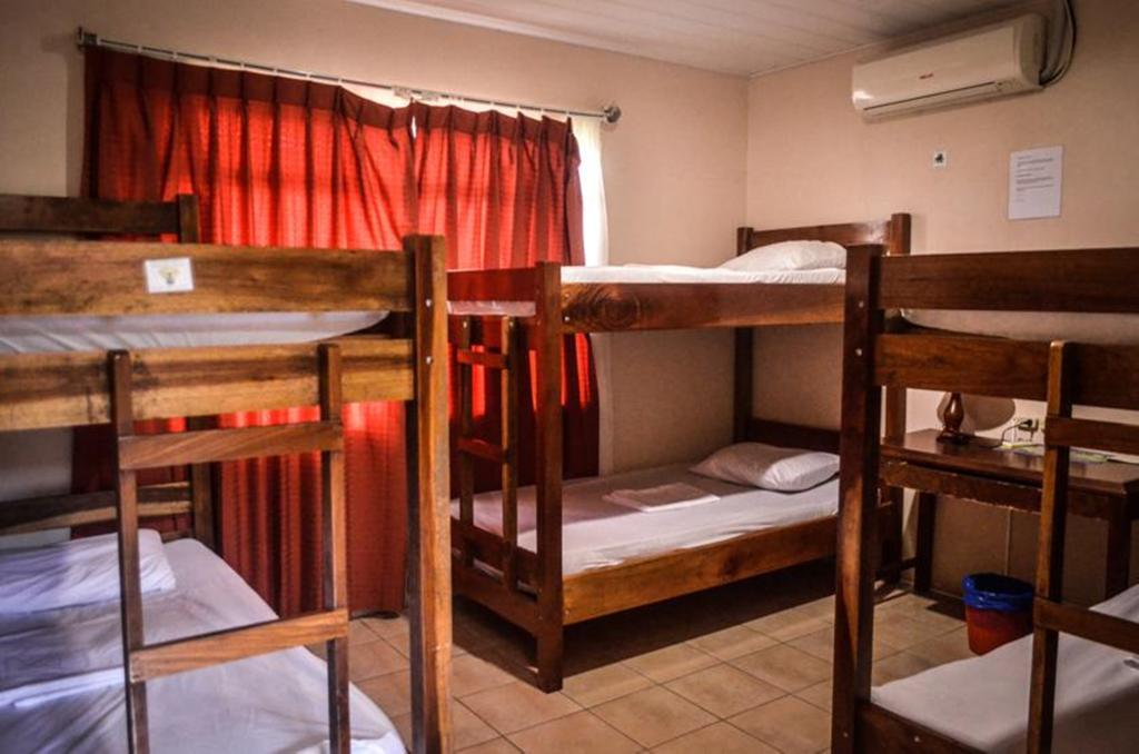 Hotel La Choza Inn La Fortuna Buitenkant foto