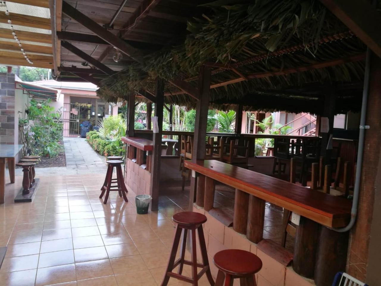 Hotel La Choza Inn La Fortuna Buitenkant foto
