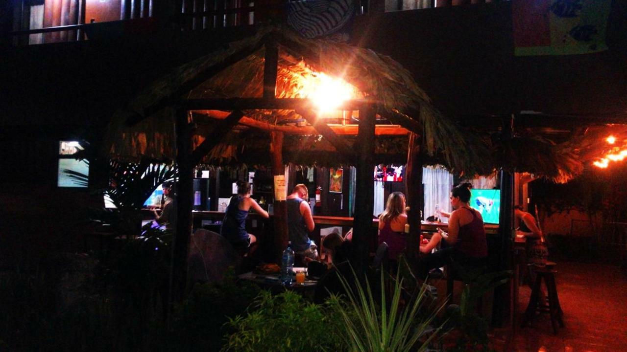 Hotel La Choza Inn La Fortuna Buitenkant foto