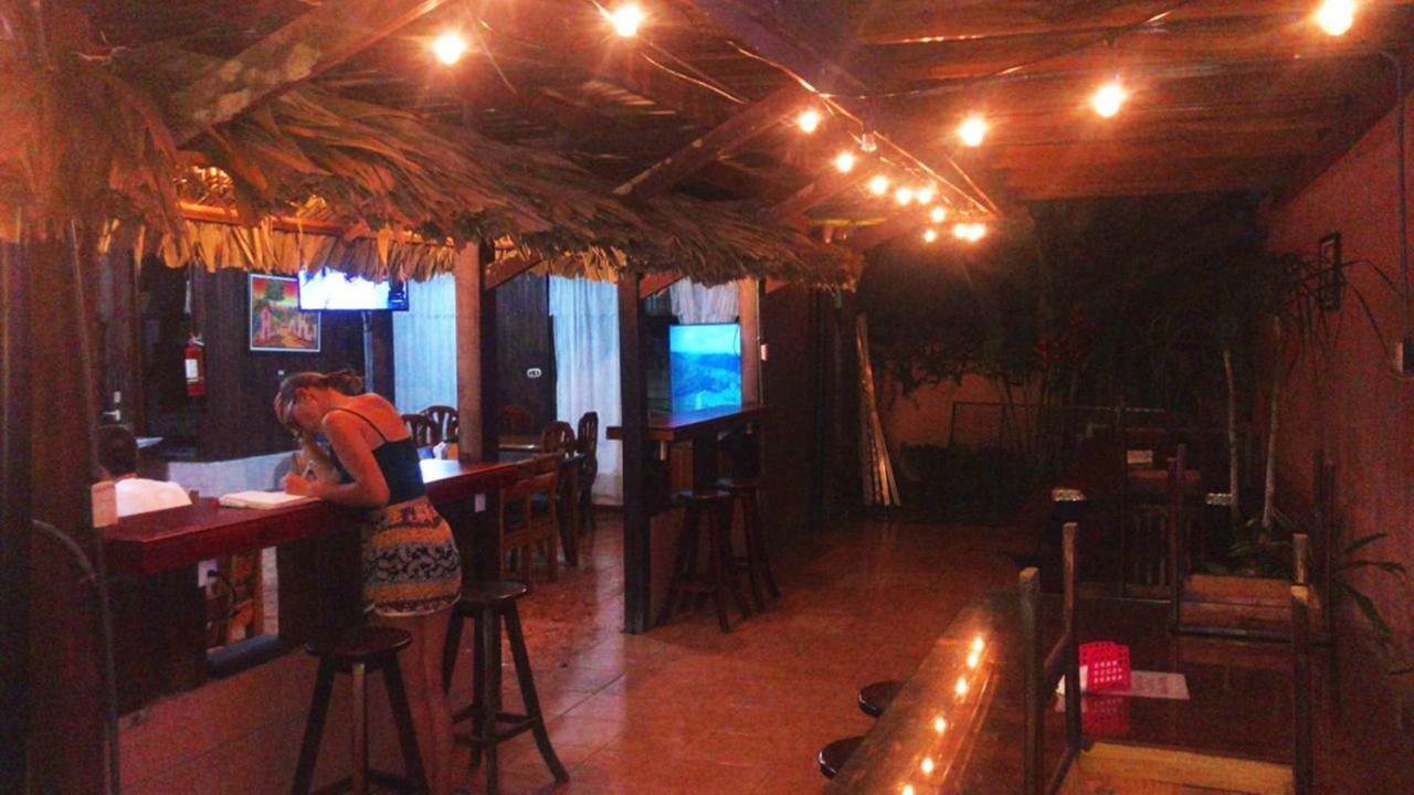 Hotel La Choza Inn La Fortuna Buitenkant foto